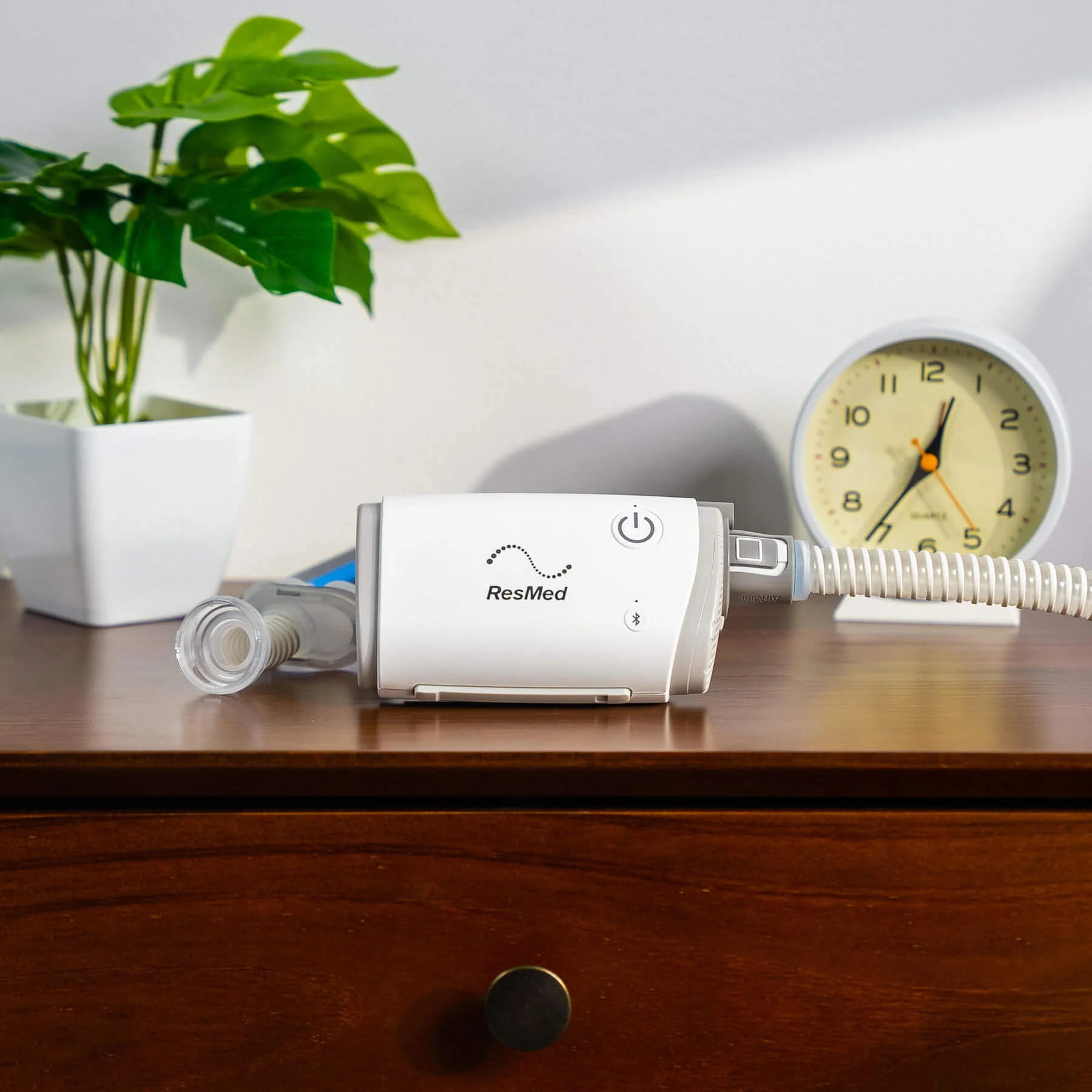 ResMed AirMini™ AutoSet Travel CPAP Machine - Image 6